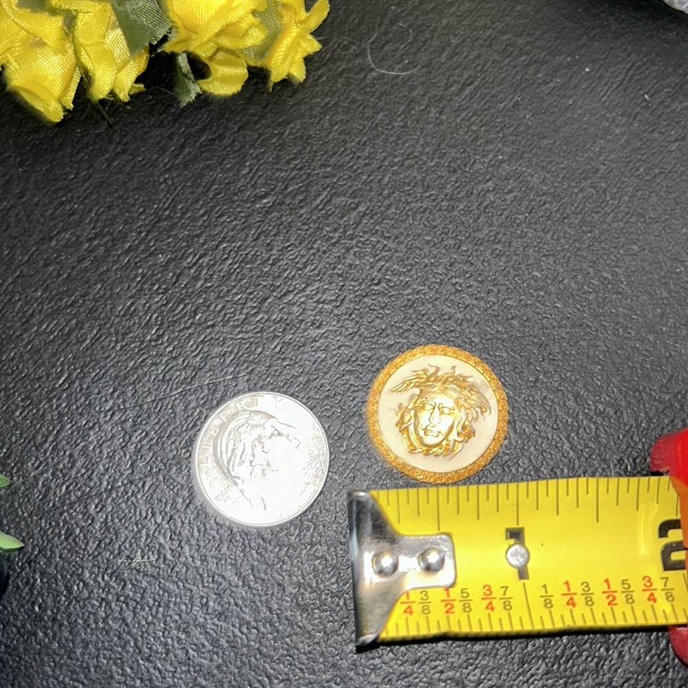 Medusa Button - image 6